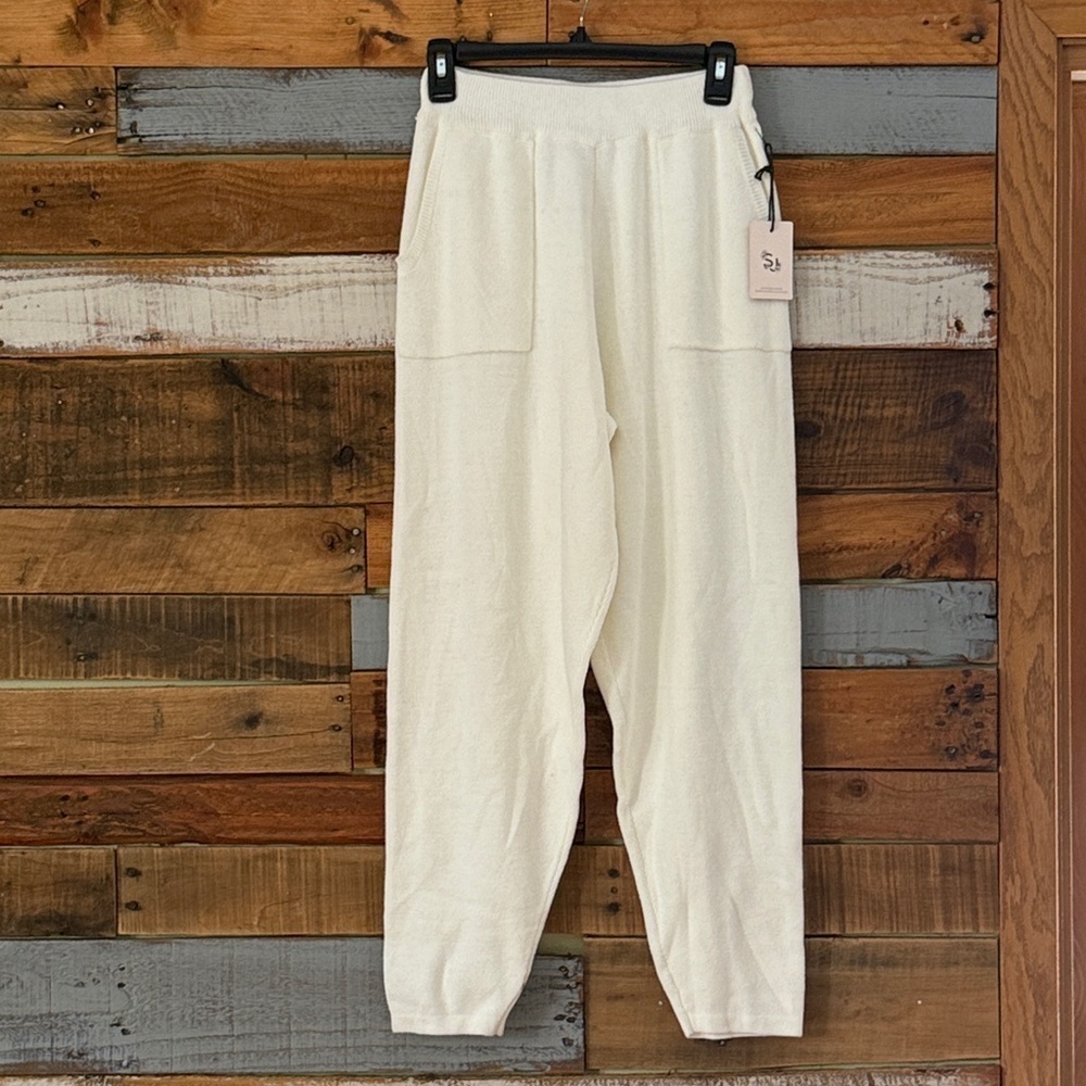 NWT Sincerely Jules Knit Joggers